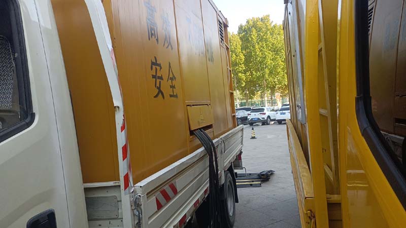 和龙如何判断柴油发电机组和UPS电源的切换时间是否符合要求？